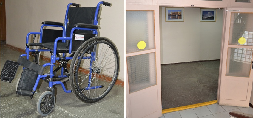 инвалидная коляска, цветовое обозначение входных дверей